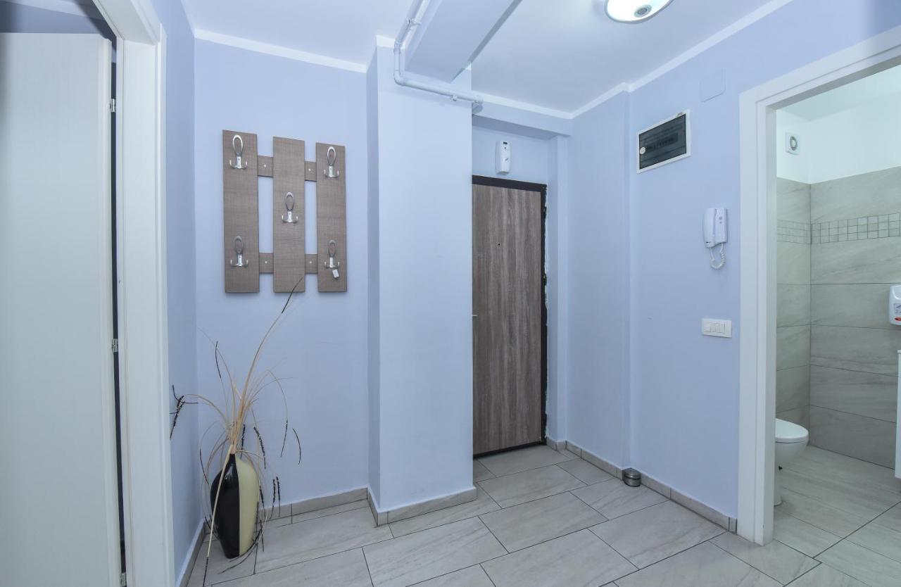 Residenza Di Carbasinni Bucarest Exterior foto