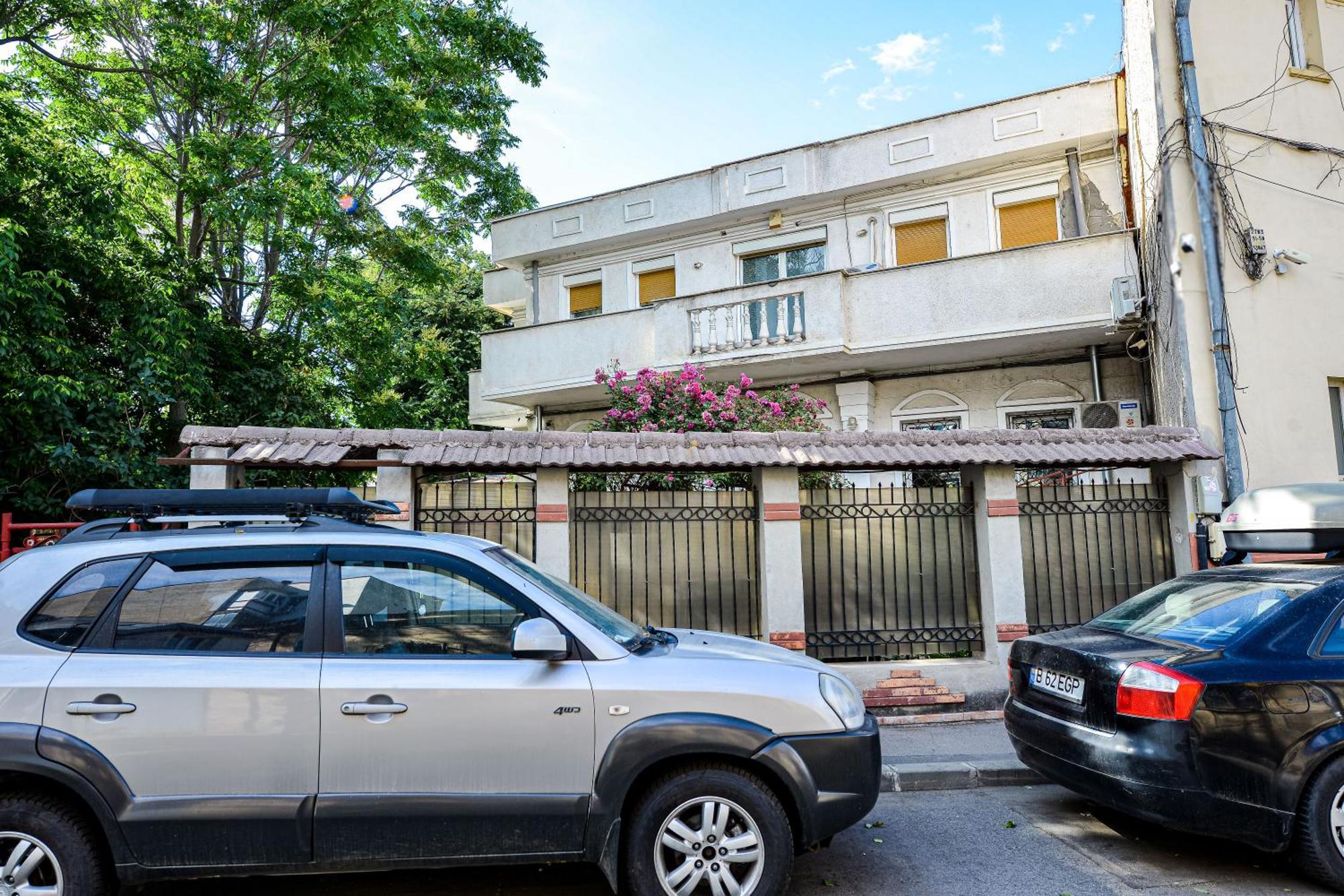 Residenza Di Carbasinni Bucarest Exterior foto